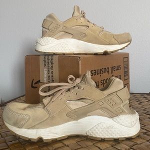 Nude Air Huarache